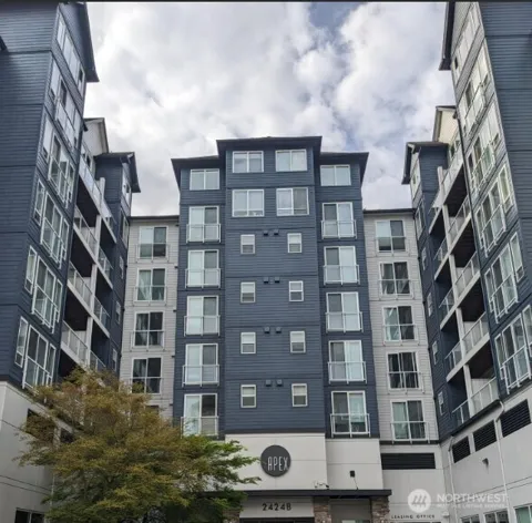 2424 S 41st Street #B526