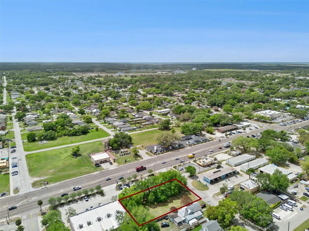 1215 WISCONSIN AVENUE St Cloud, FL 34769