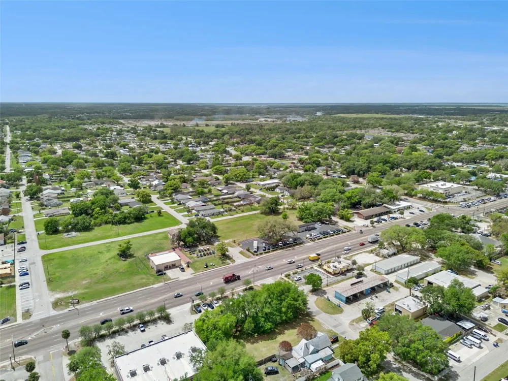 1215 WISCONSIN AVENUE St Cloud, FL 34769