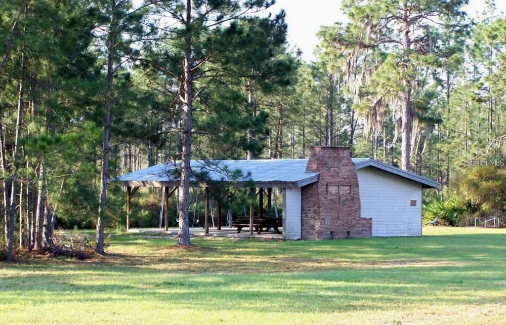 APRICOT AVENUE Eustis, FL 32736