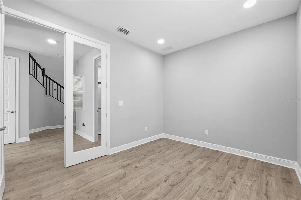 7273 NOTCHED PINE BEND Wesley Chapel, FL 33545