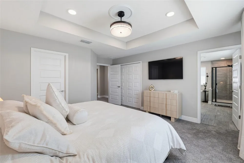 7273 NOTCHED PINE BEND Wesley Chapel, FL 33545