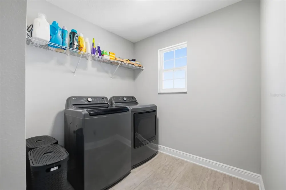 7273 NOTCHED PINE BEND Wesley Chapel, FL 33545