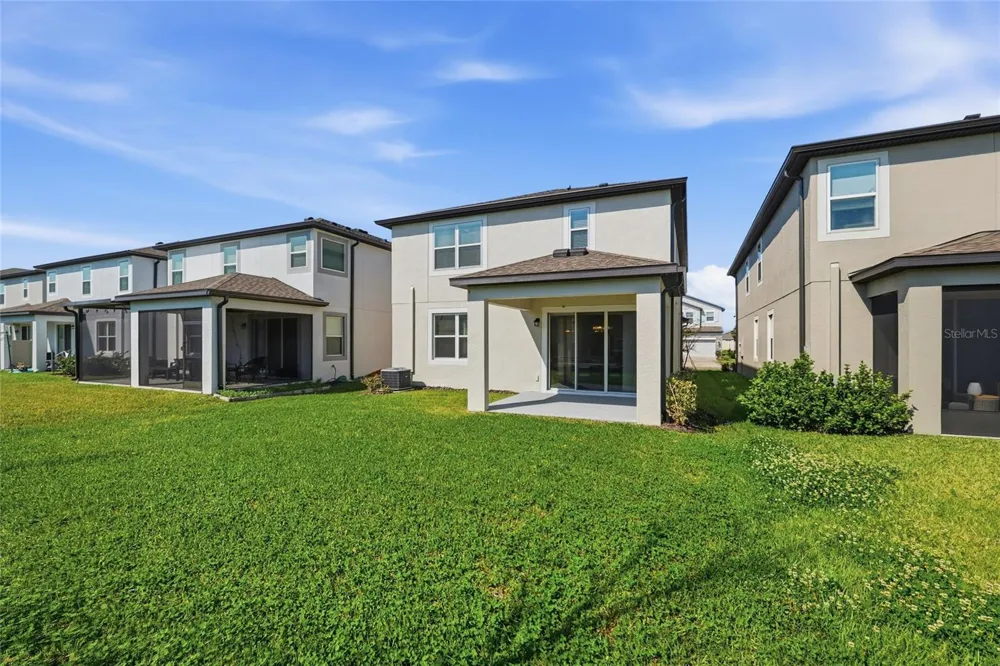 7273 NOTCHED PINE BEND Wesley Chapel, FL 33545