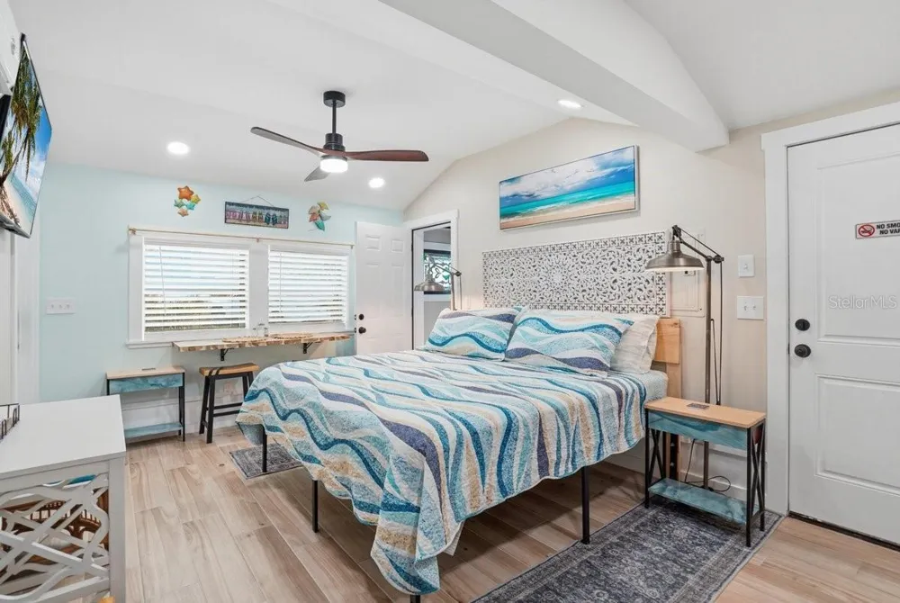 118 92ND AVENUE Treasure Island, FL 33706