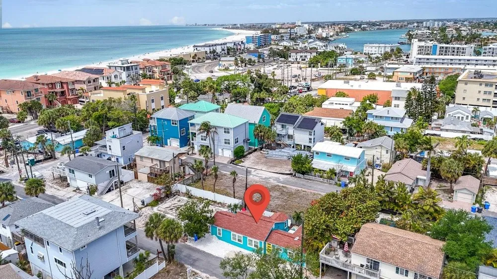 118 92ND AVENUE Treasure Island, FL 33706