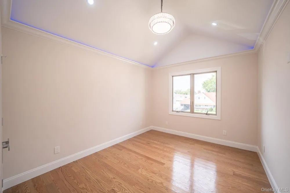 22 Sleepy Lane Hicksville, NY 11801