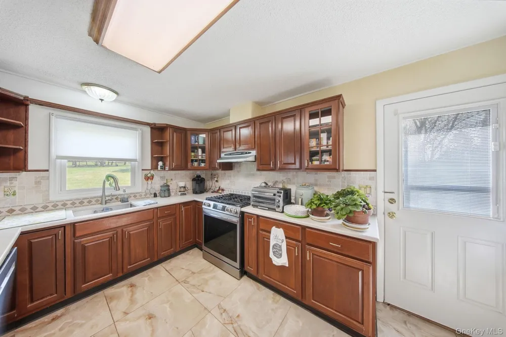 20 Winding Hills Drive Florida, NY 10921