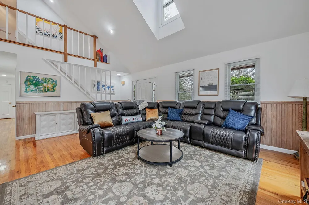 128 Springy Banks Road East Hampton, NY 11937