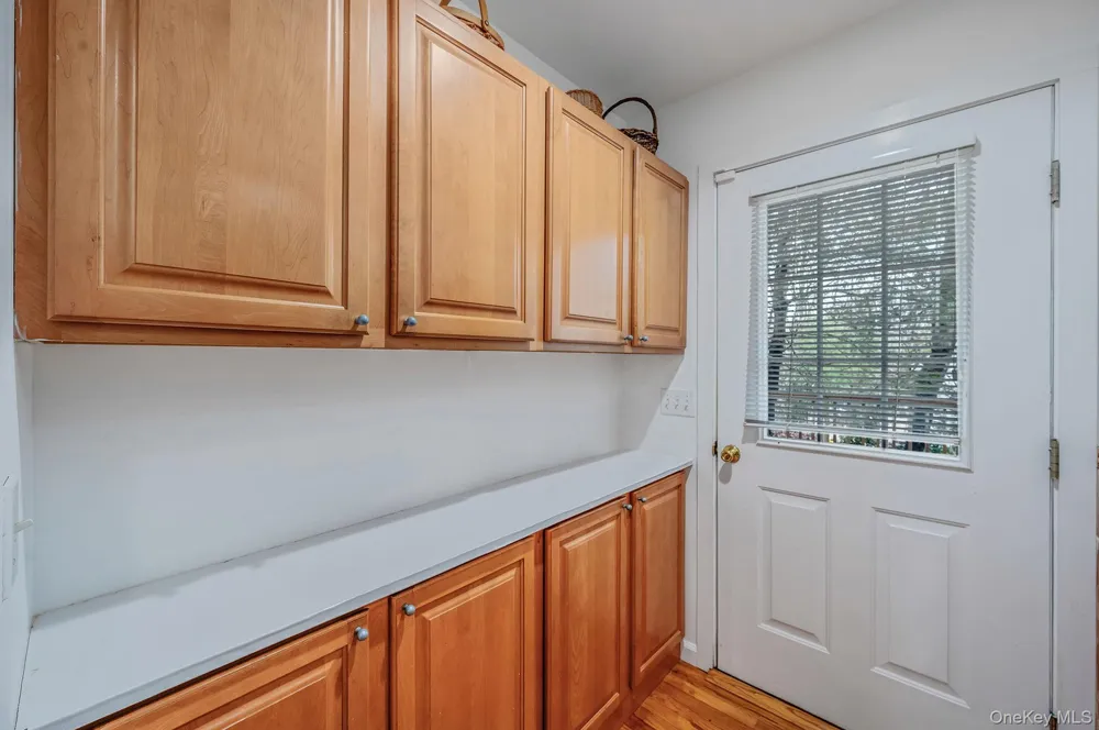 128 Springy Banks Road East Hampton, NY 11937