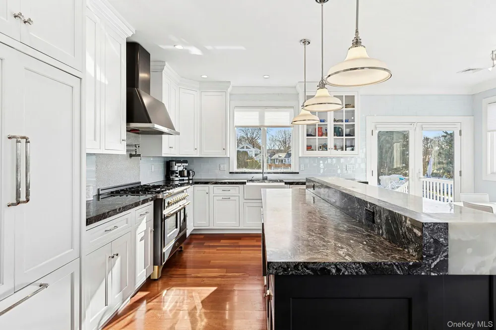 8 Canal Way Hampton Bays, NY 11946