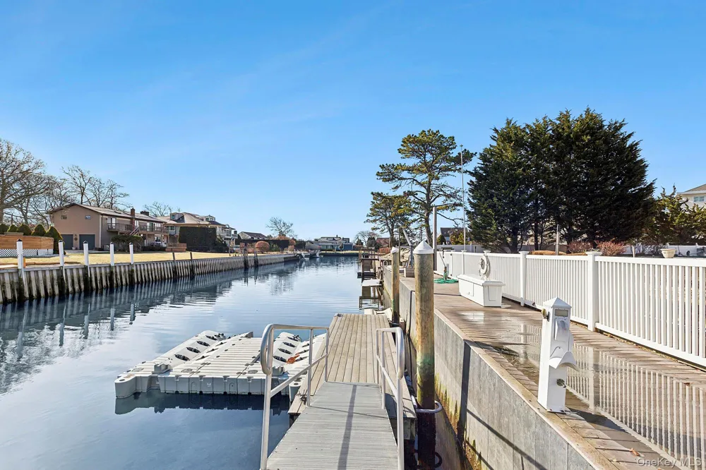 8 Canal Way Hampton Bays, NY 11946