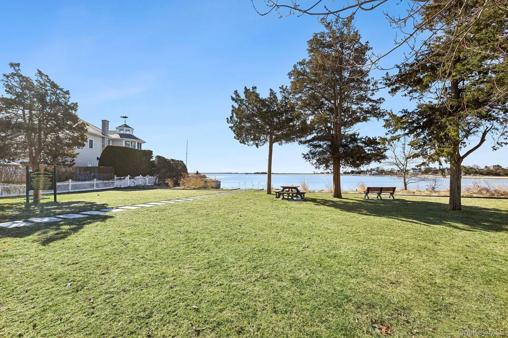 8 Canal Way Hampton Bays, NY 11946