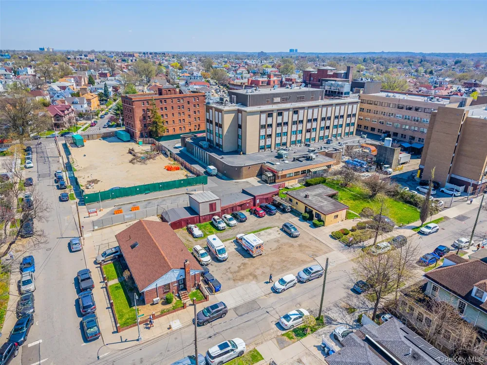 4341+4345 Burling Street Flushing, NY 11355