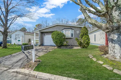 191 Village Circle W