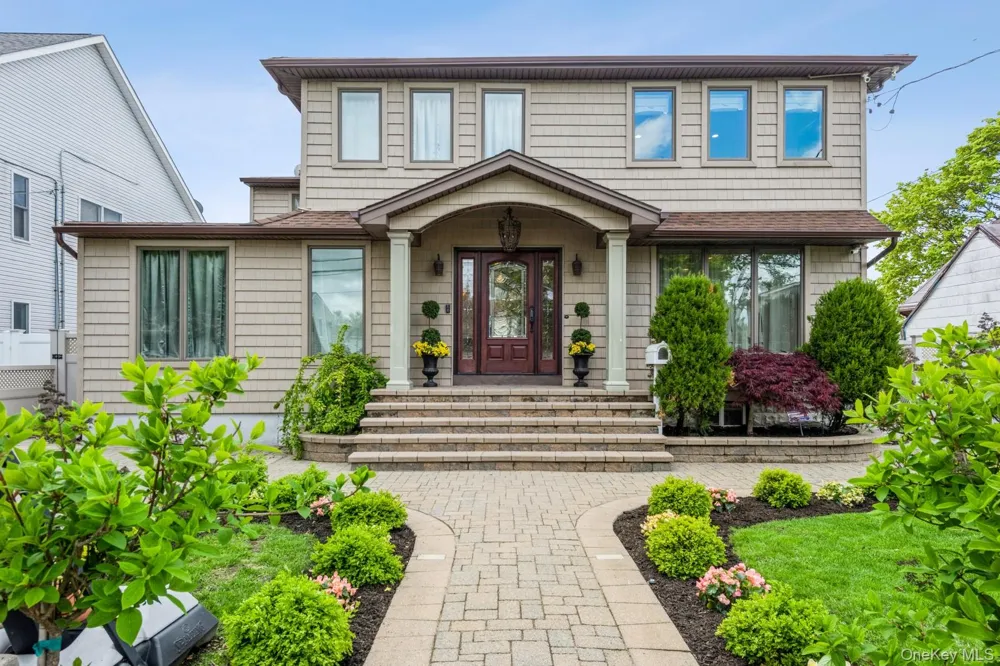 82 Division Avenue Massapequa, NY 11758