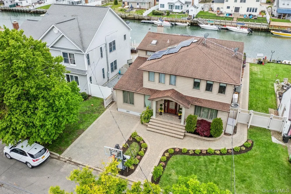 82 Division Avenue Massapequa, NY 11758