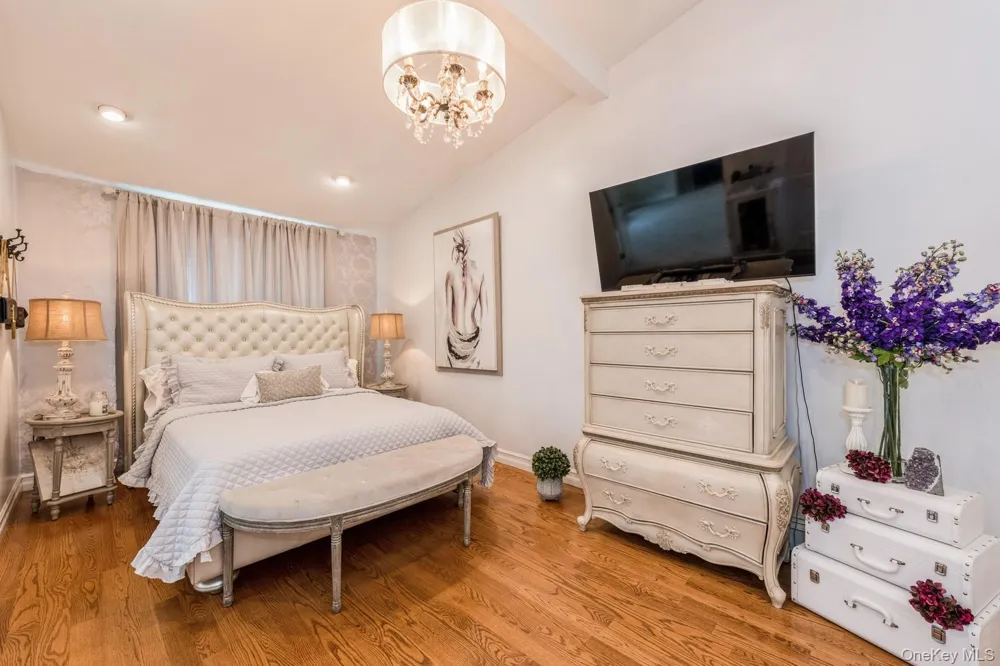 82 Division Avenue Massapequa, NY 11758