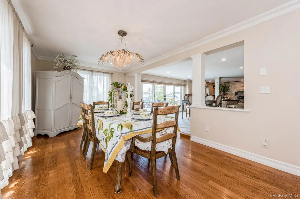 82 Division Avenue Massapequa, NY 11758