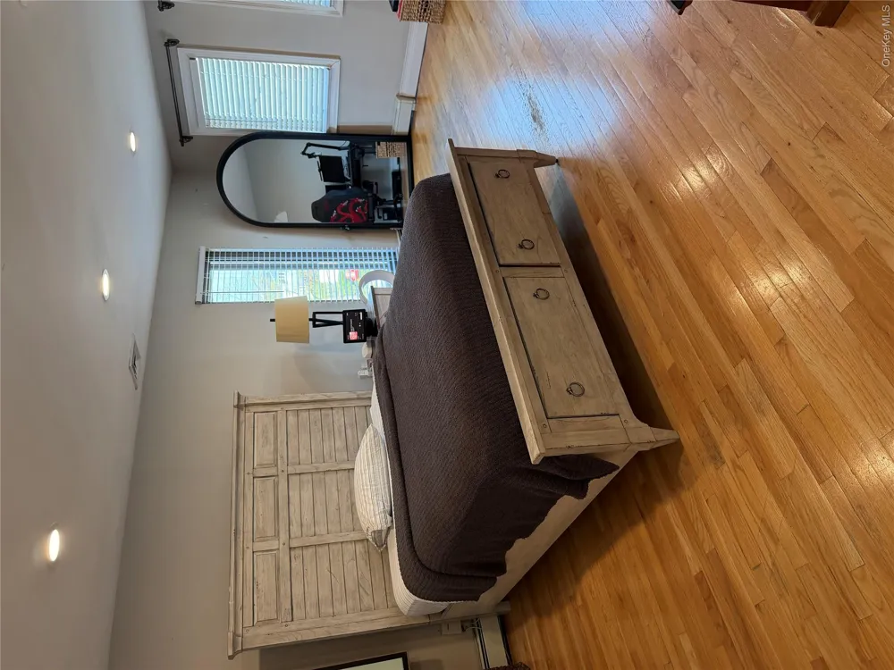 82 Division Avenue Massapequa, NY 11758
