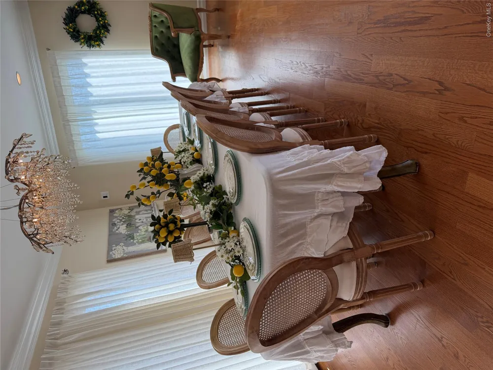 82 Division Avenue Massapequa, NY 11758