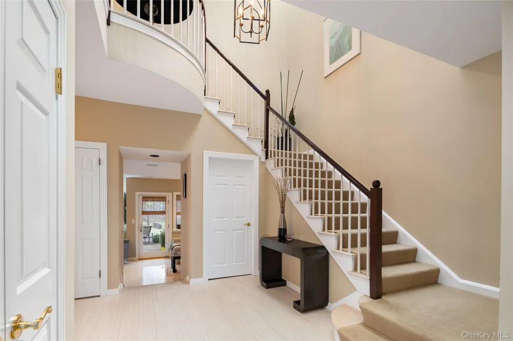 29 Beechwood Way Briarcliff Manor, NY 10510