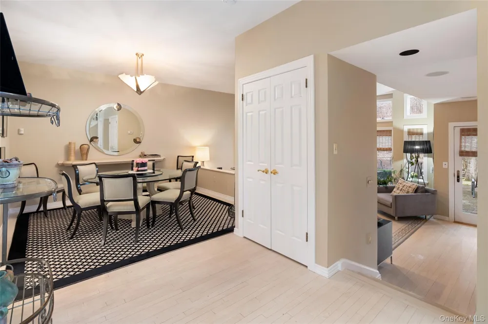 29 Beechwood Way Briarcliff Manor, NY 10510