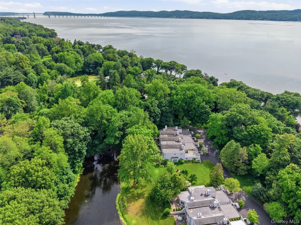 29 Beechwood Way Briarcliff Manor, NY 10510