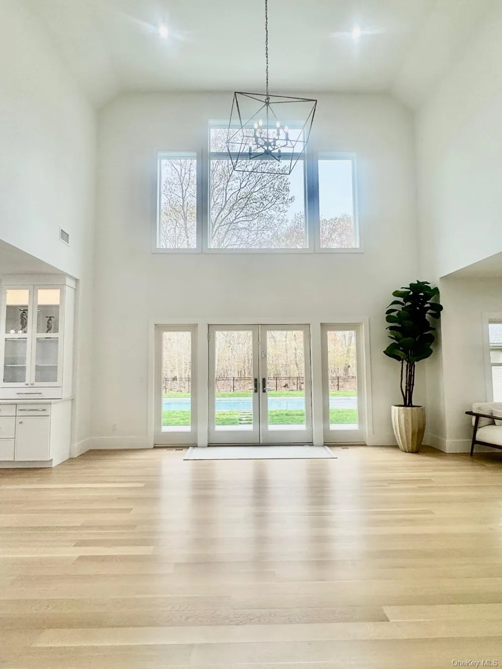 69 Jagger Lane Westhampton, NY 11977