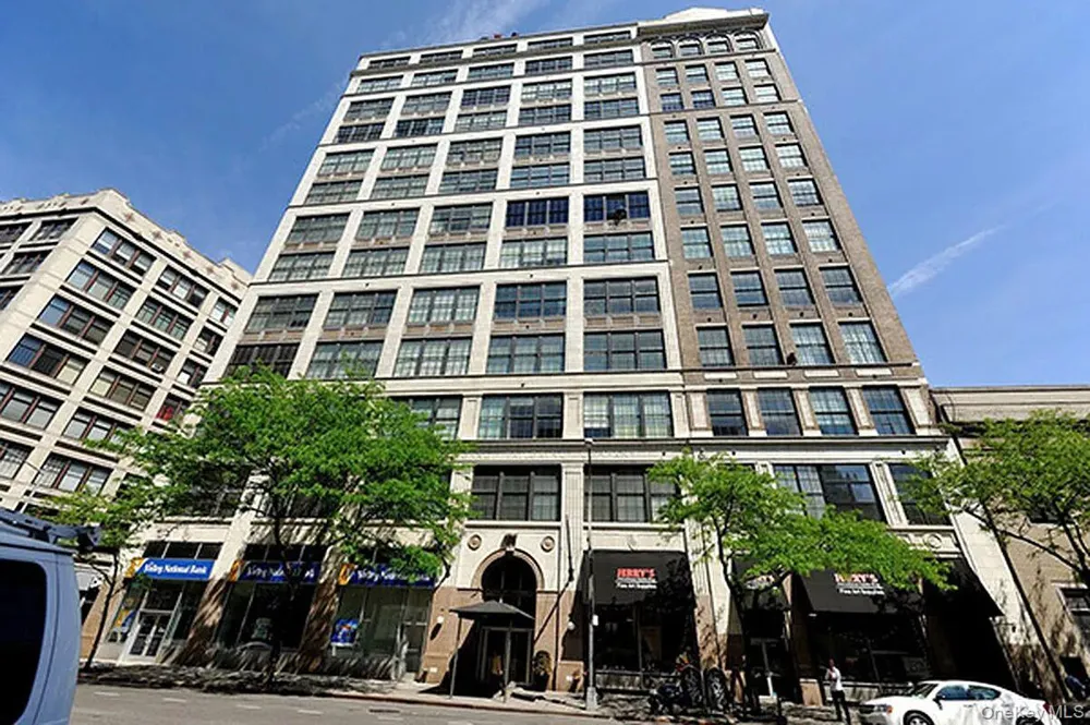 111 4th avenue #11L New York (Manhattan), NY 10003