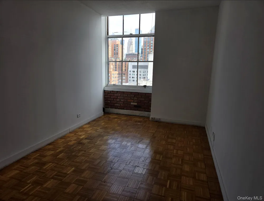 111 4th avenue #11L New York (Manhattan), NY 10003