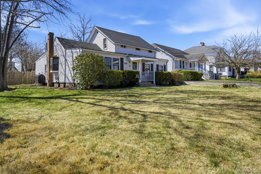 94 E Lakewood Street Patchogue, NY 11772