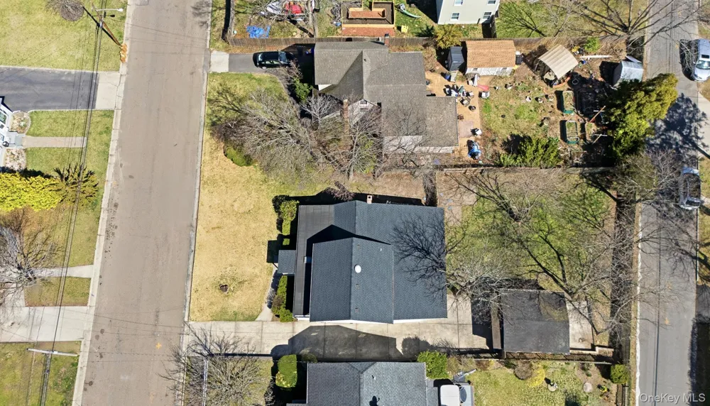 94 E Lakewood Street Patchogue, NY 11772