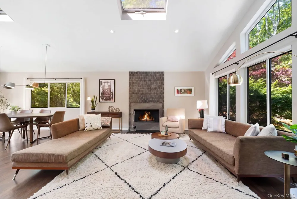 76 Island View Drive W Sag Harbor, NY 11963