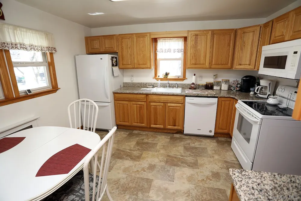 11 Highview Avenue Callicoon, NY 12723