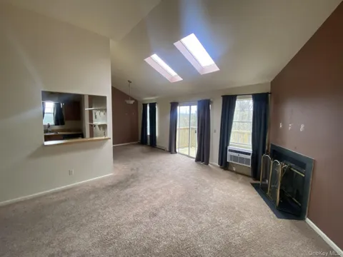 2 Lexington Hill #12