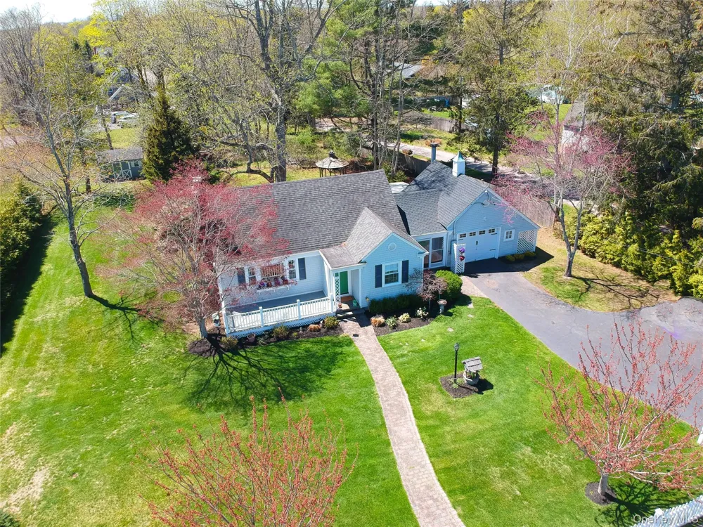 32 Atlantic Avenue East Moriches, NY 11940
