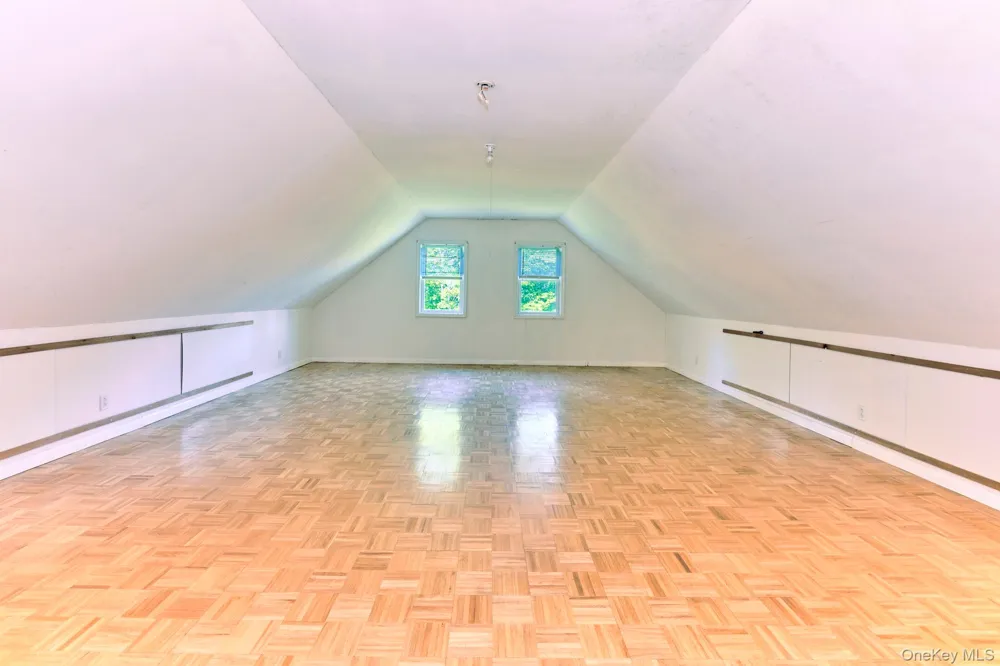 10 W Simmon Callicoon, NY 12736