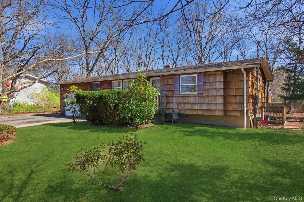 30 Lodge Lane East Setauket, NY 11733