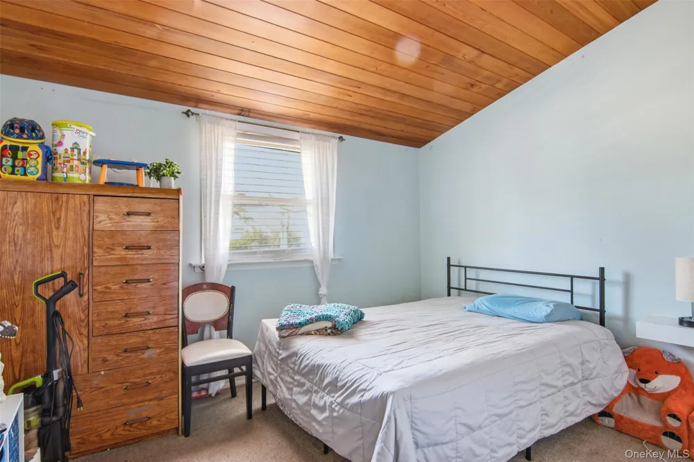 30 Lodge Lane East Setauket, NY 11733