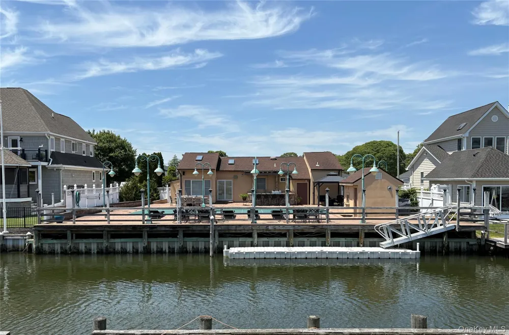 19 Marlin Road East Quogue, NY 11942