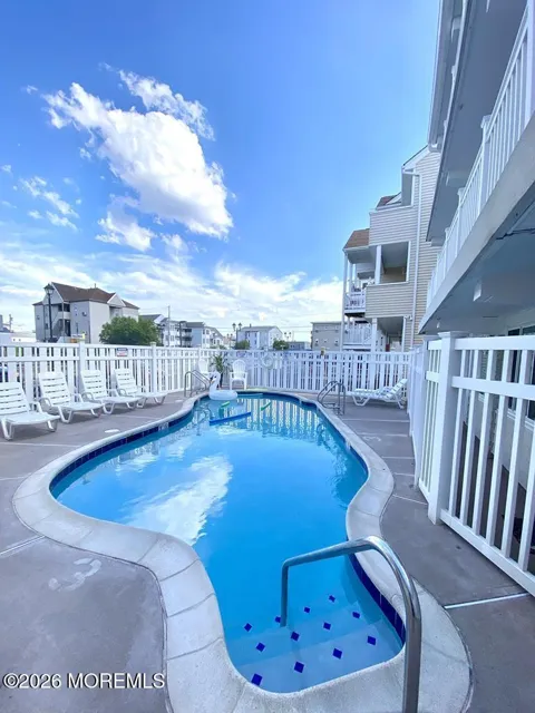 1501 Boulevard #28