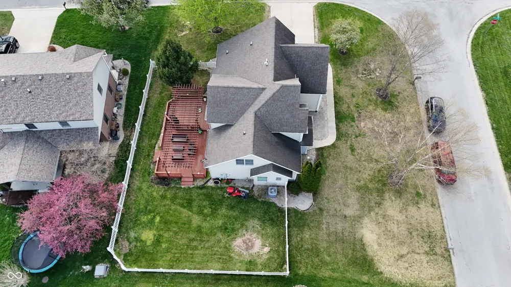 8605 Shamrock Lane Yorktown, IN 47396