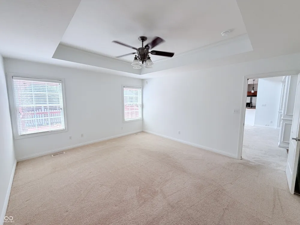 8605 Shamrock Lane Yorktown, IN 47396