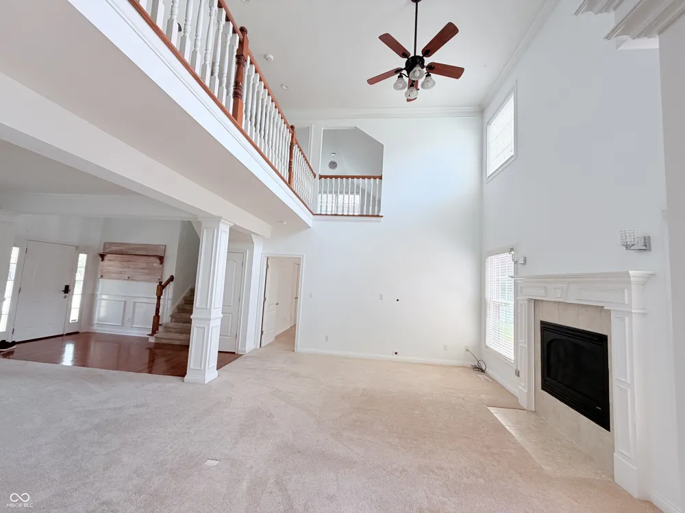 8605 Shamrock Lane Yorktown, IN 47396