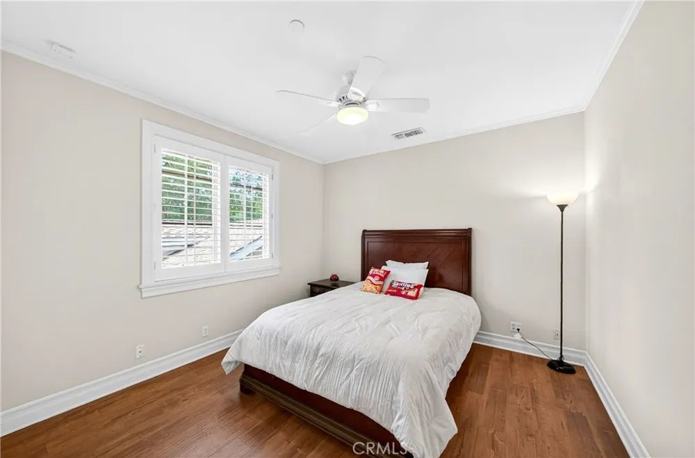 465 W Highland Avenue Sierra Madre, CA 91024