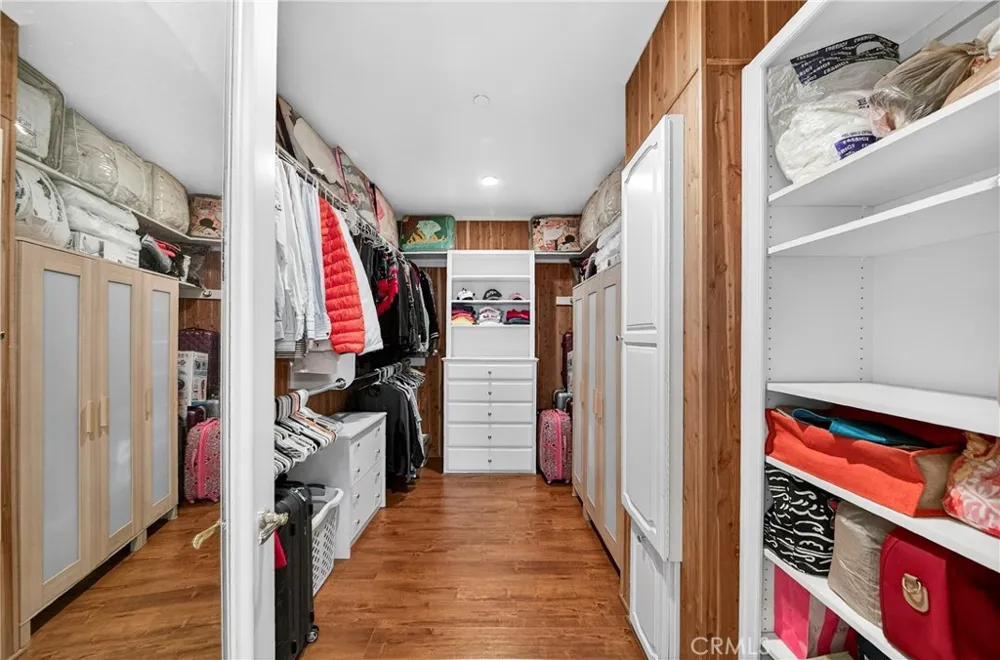 465 W Highland Avenue Sierra Madre, CA 91024