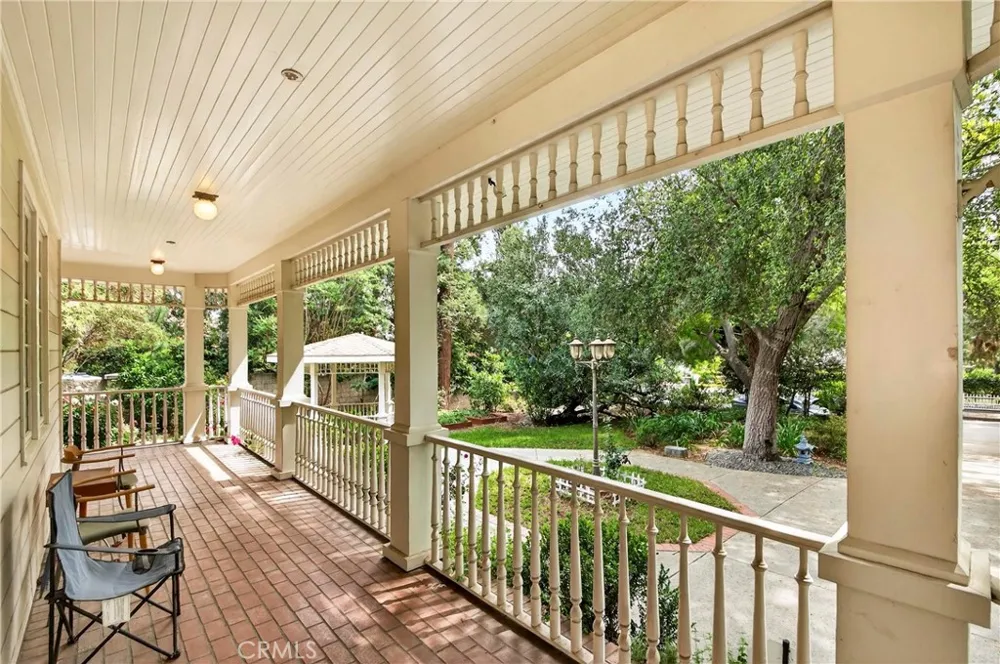 465 W Highland Avenue Sierra Madre, CA 91024
