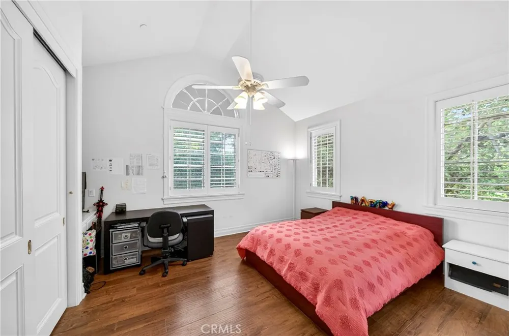 465 W Highland Avenue Sierra Madre, CA 91024