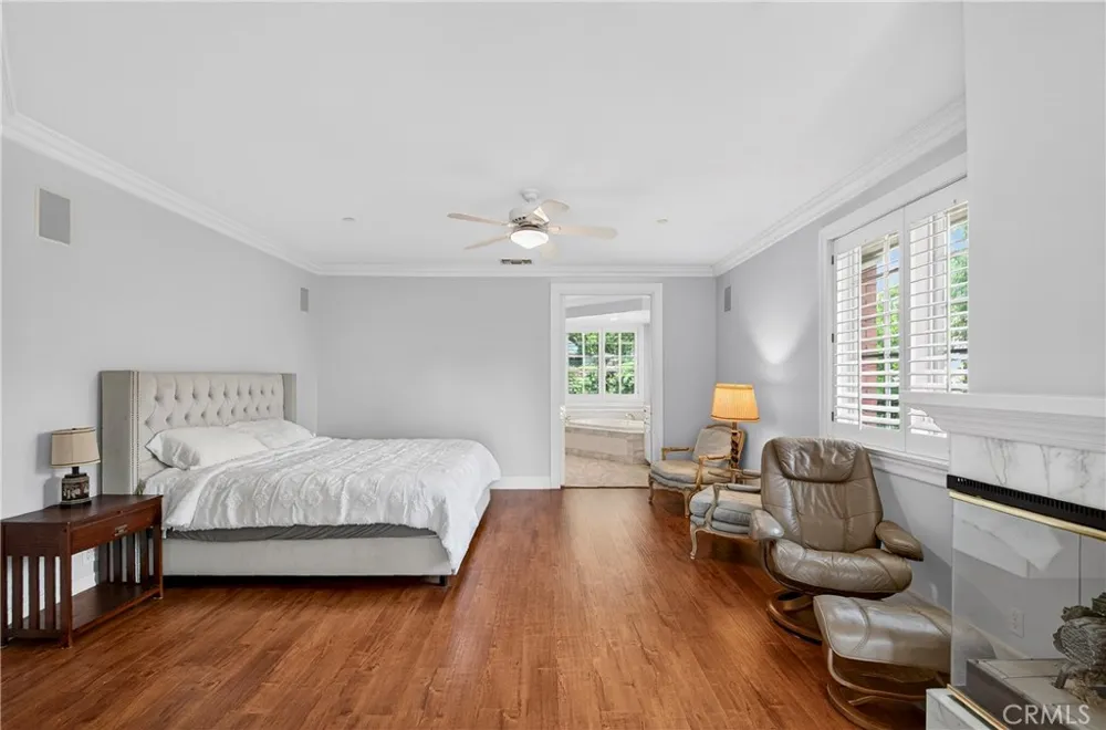 465 W Highland Avenue Sierra Madre, CA 91024